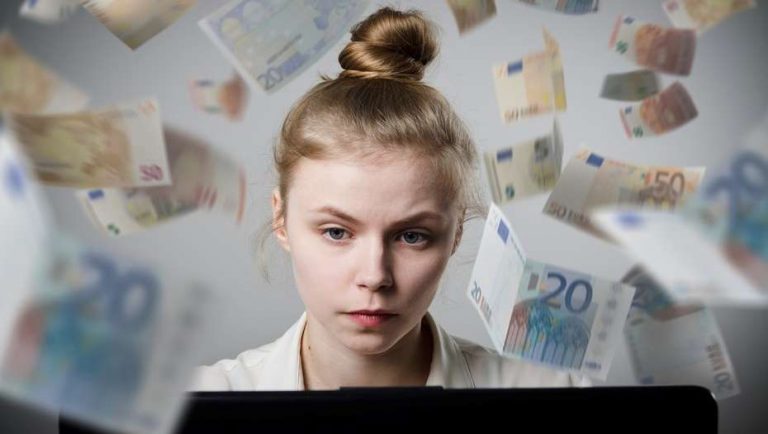 Islandia obliga a las empresas a demostrar que pagan igual a hombres y mujeres