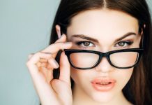 Tips de maquillaje para mujeres que usan anteojos